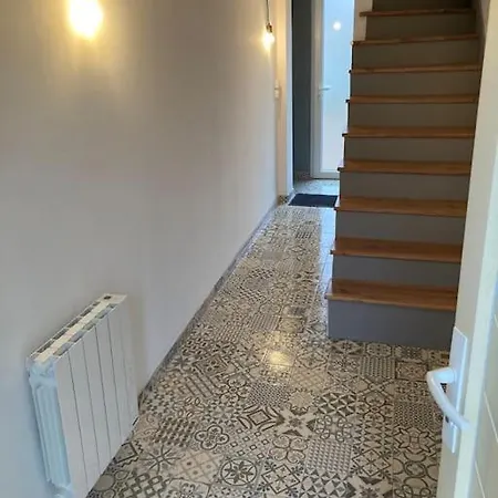 Belle Maison Renovee Avec Jardin Bien Situee Tatil Evi